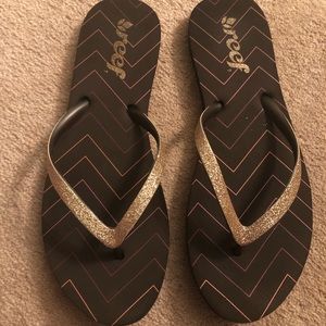 Reef flip flops - brown chevron